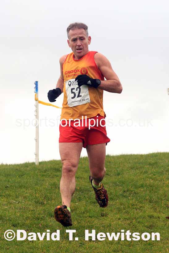 Mens 35 to 64 2023 NEMAA Cross Country, Croft Circuit, North Yorkshire. Photo: David T. Hewitson/Sports for All Pics